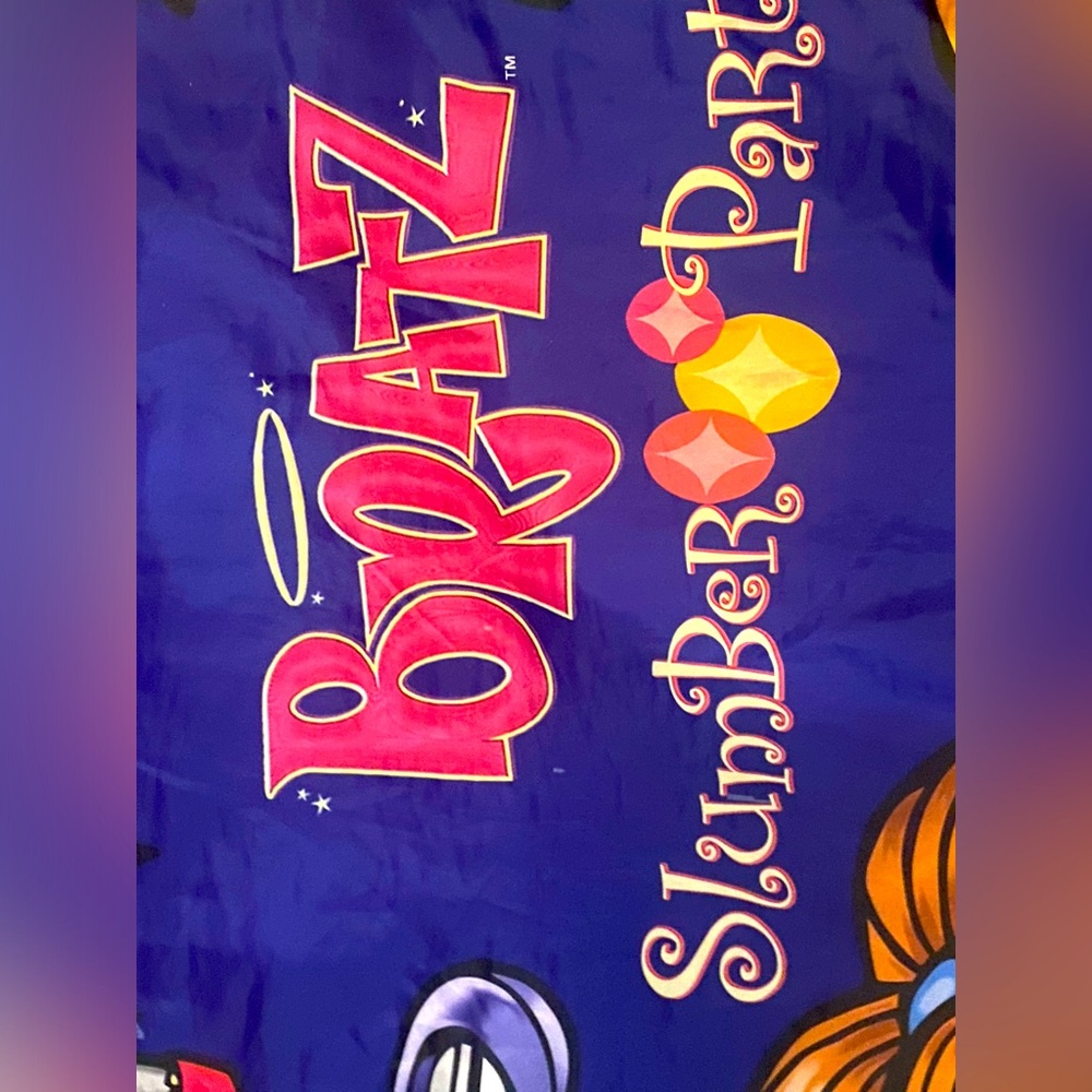 2003 Bratz slumber party sleeping bag